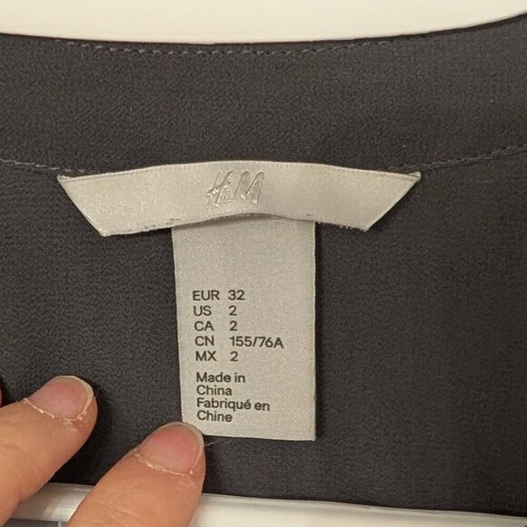 H&M, 3/4 sleeve, Blouse, dark gray, size 2 - Picture 6 of 9